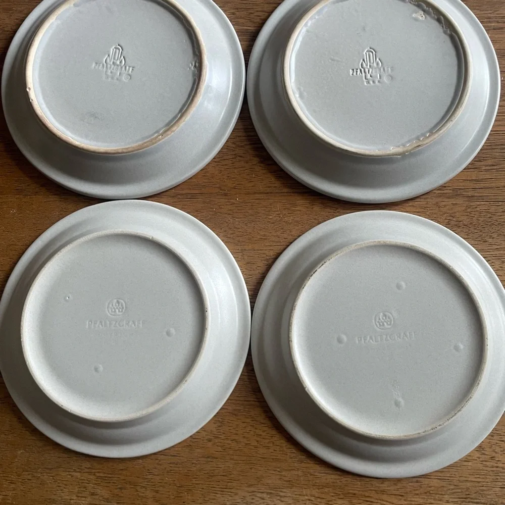 Pfaltzgraff Set of Four Cream Ceramic Dinnerware